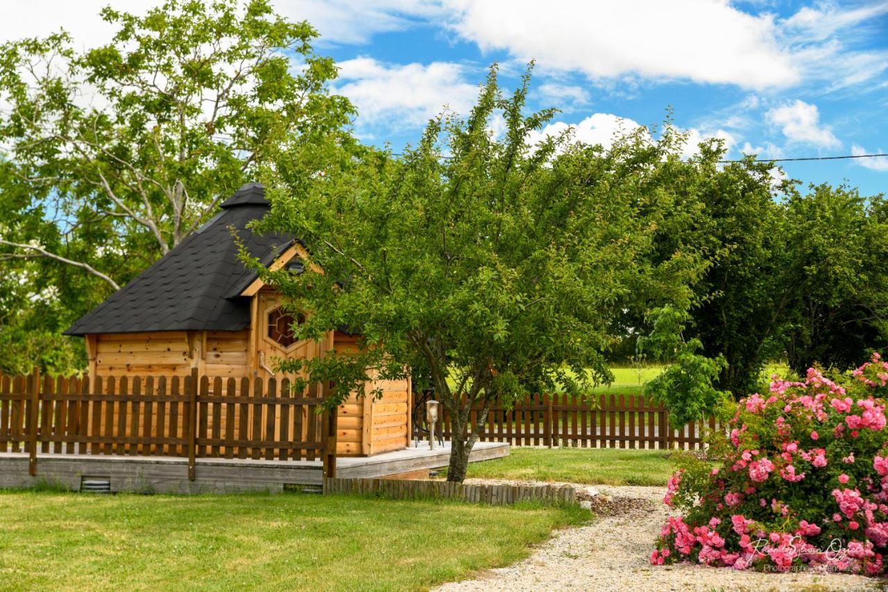 Domaine De La Courillere Bed & Breakfast Le Boupere Luaran gambar
