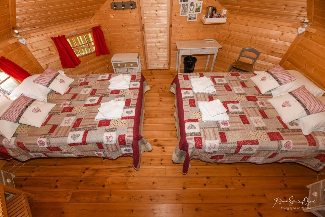 Domaine De La Courillere Bed & Breakfast Le Boupere Luaran gambar