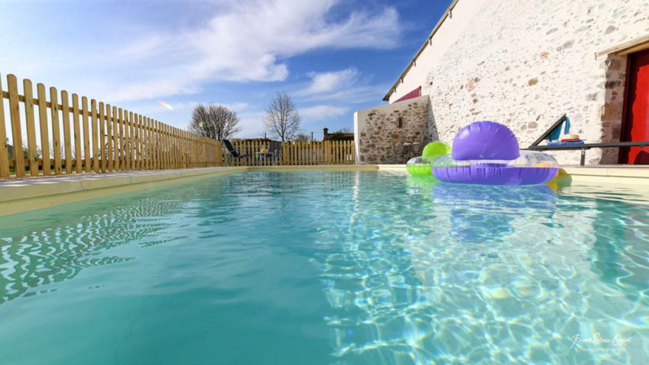 Domaine De La Courillere Bed & Breakfast Le Boupere Luaran gambar