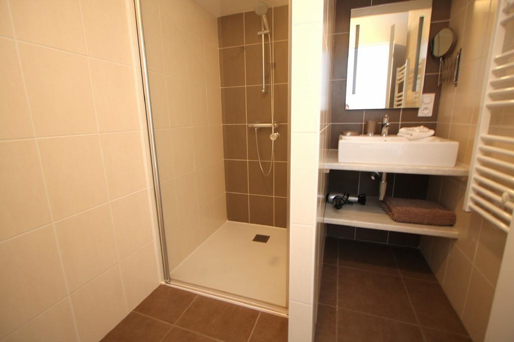 Domaine De La Courillere Bed & Breakfast Le Boupere Luaran gambar