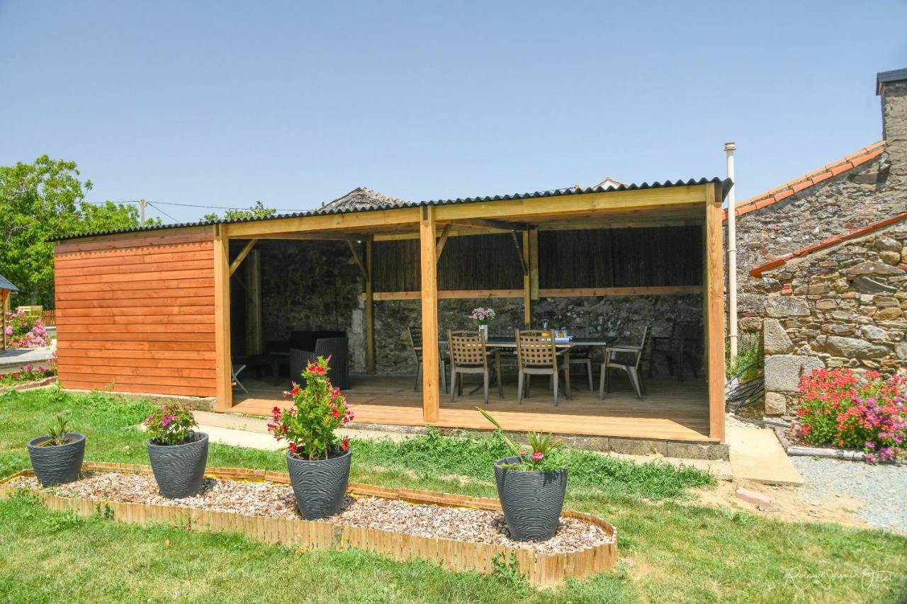 Domaine De La Courillere Bed & Breakfast Le Boupere Luaran gambar