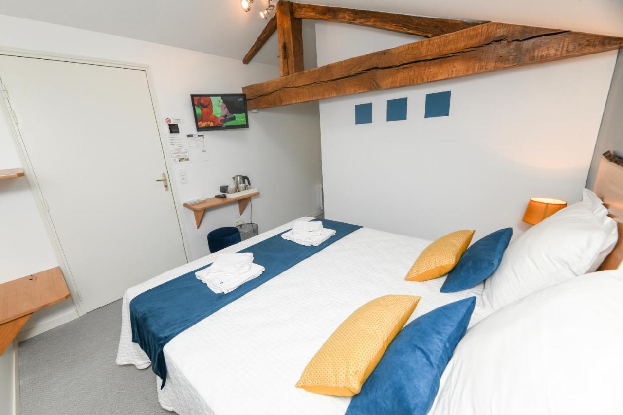 Domaine De La Courillere Bed & Breakfast Le Boupere Luaran gambar