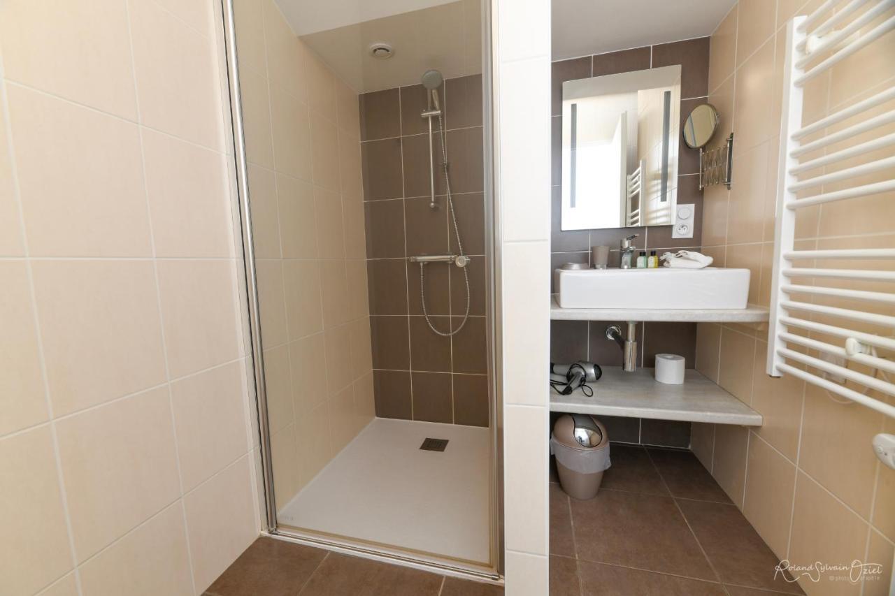 Domaine De La Courillere Bed & Breakfast Le Boupere Luaran gambar